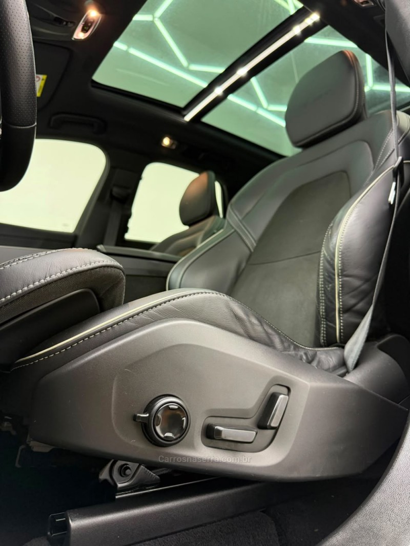 XC60 2.0 T8 R DESIGN HYBRID GASOLINA 4P AUTOMÁTICO - 2019 - CAXIAS DO SUL