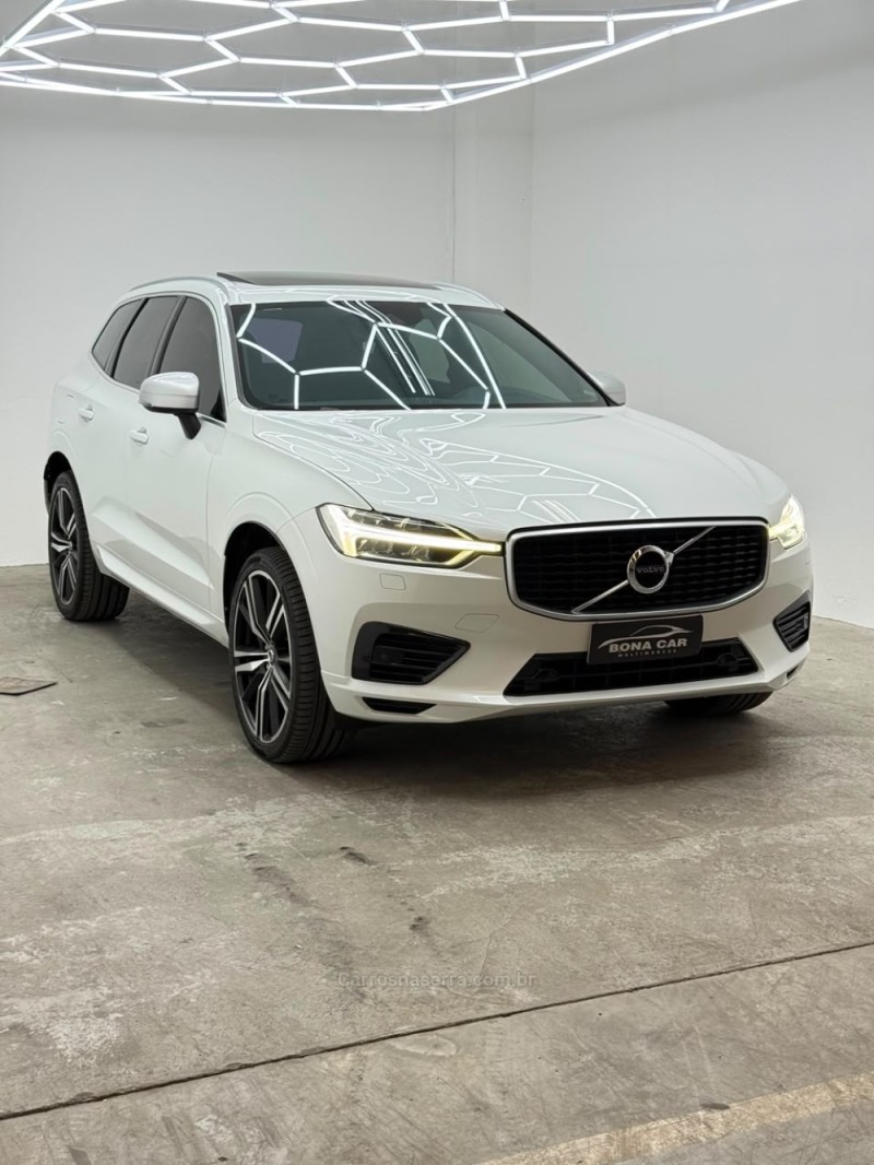XC60 2.0 T8 R DESIGN HYBRID GASOLINA 4P AUTOMÁTICO - 2019 - CAXIAS DO SUL
