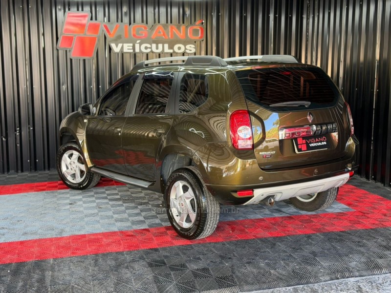 DUSTER 1.6 DYNAMIQUE 4X2 16V FLEX 4P AUTOMÁTICO - 2015 - CAXIAS DO SUL