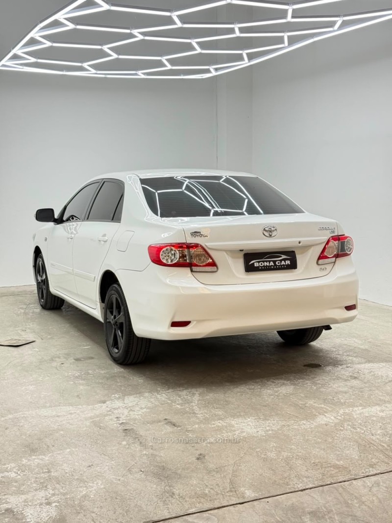 COROLLA 2.0 XEI 16V FLEX 4P AUTOMÁTICO - 2014 - CAXIAS DO SUL