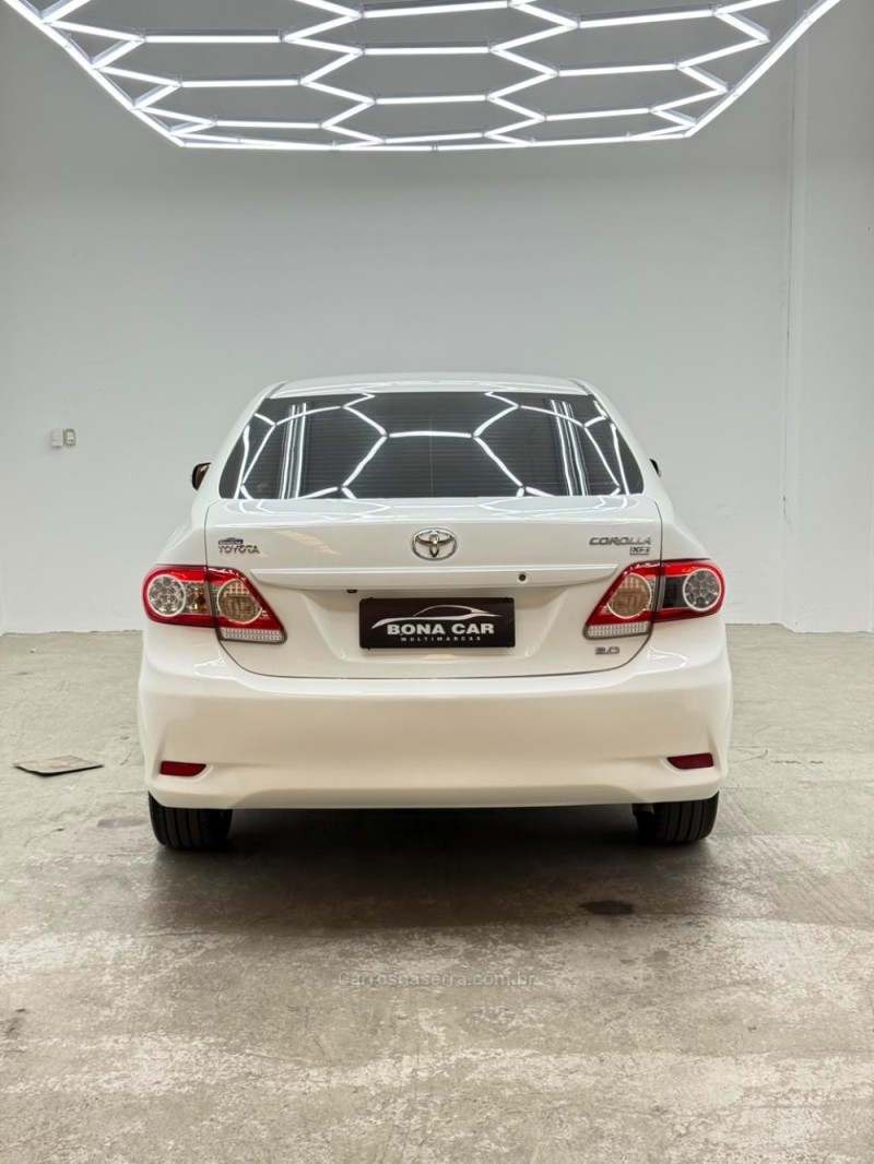 COROLLA 2.0 XEI 16V FLEX 4P AUTOMÁTICO - 2014 - CAXIAS DO SUL
