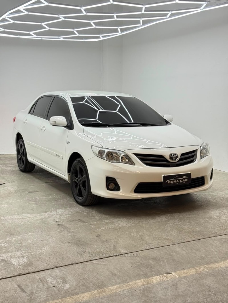 COROLLA 2.0 XEI 16V FLEX 4P AUTOMÁTICO - 2014 - CAXIAS DO SUL