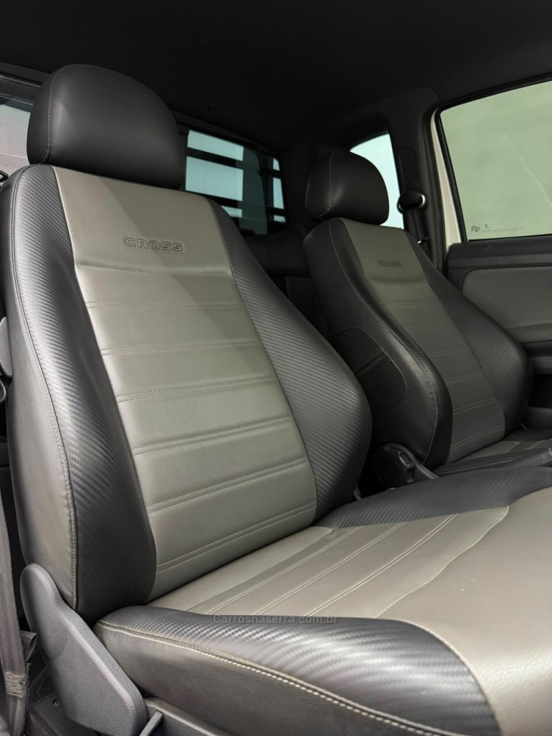 SAVEIRO 1.6 CROSS CE 8V FLEX 2P MANUAL - 2015 - CAXIAS DO SUL