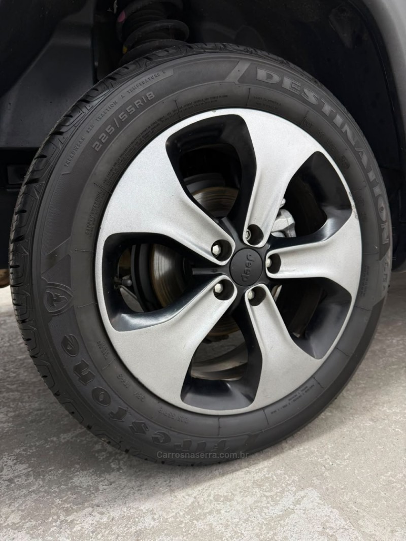 COMPASS 2.0 LONGITUDE TD350 TURBO DIESEL 4X4 4P AUTOMÁTICO - 2017 - CAXIAS DO SUL