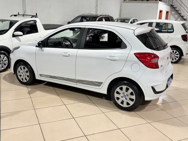 KA 1.0 SE PLUS 12V FLEX 4P MANUAL - 2019 - NOVA PRATA