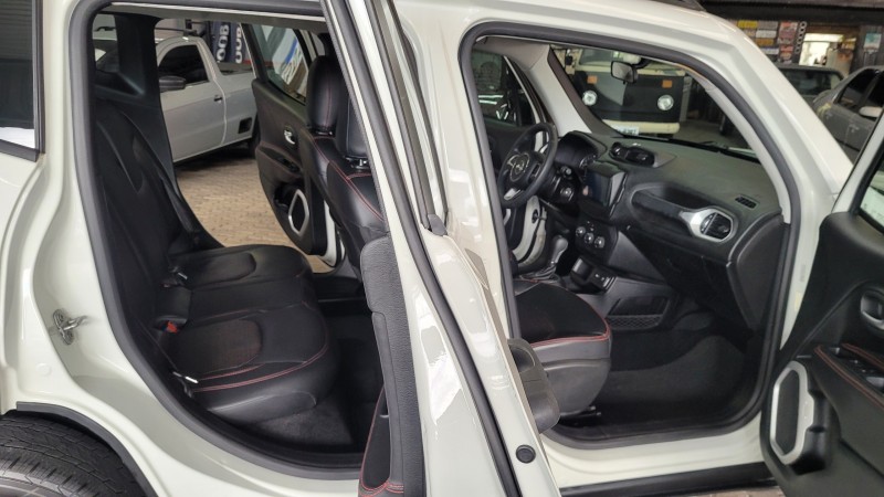 RENEGADE 1.8 16V FLEX 4P AUTOMÁTICO - 2019 - GARIBALDI