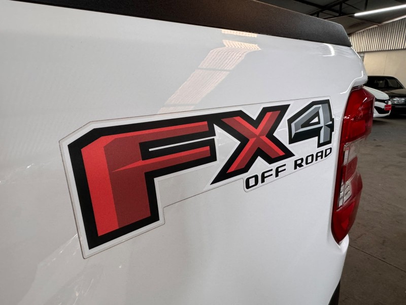 MAVERICK 2.0 LARIAT FX4 ECOBOOST AUTOMÁTICO - 2022 - CAXIAS DO SUL
