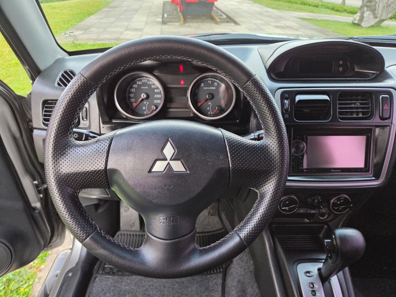 PAJERO TR4 2.0 4X2 16V 140CV FLEX 4P AUTOMÁTICO - 2015 - CARLOS BARBOSA