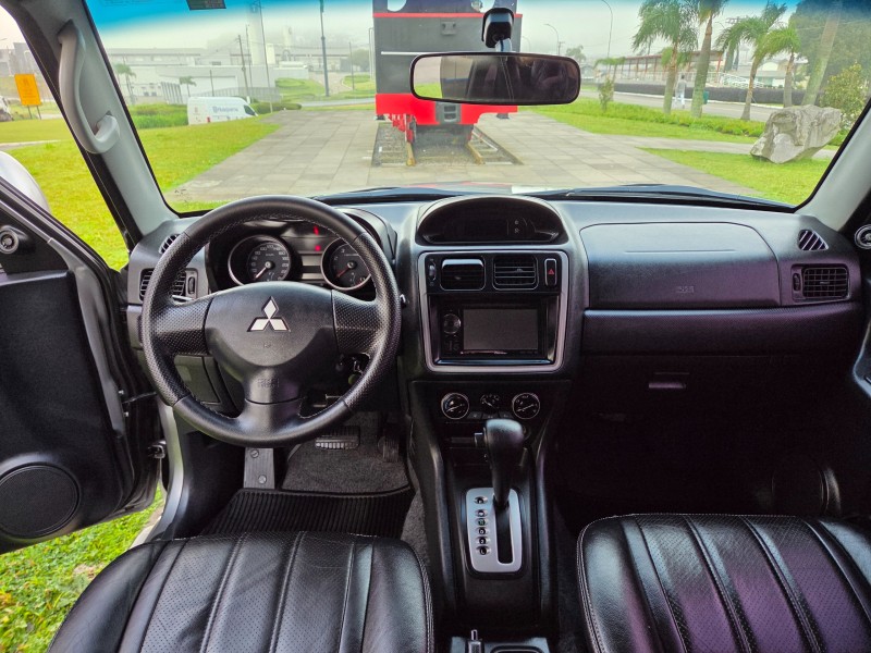 PAJERO TR4 2.0 4X2 16V 140CV FLEX 4P AUTOMÁTICO - 2015 - CARLOS BARBOSA