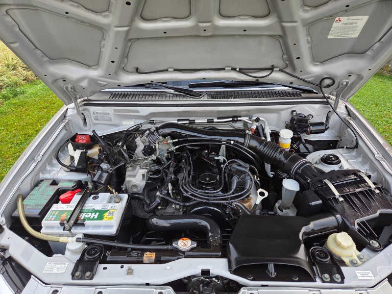 PAJERO TR4 2.0 4X2 16V 140CV FLEX 4P AUTOMÁTICO - 2015 - CARLOS BARBOSA
