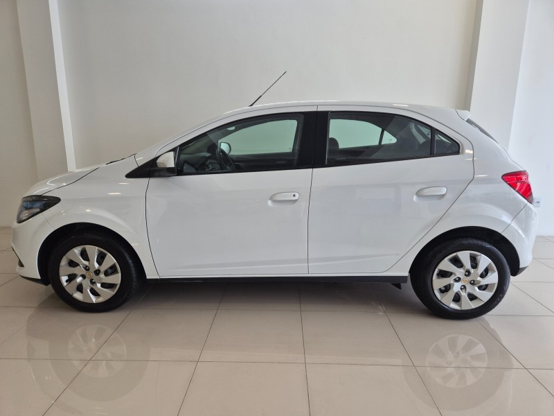 ONIX 1.4 MPFI LT 8V FLEX 4P MANUAL - 2015 - BENTO GONçALVES