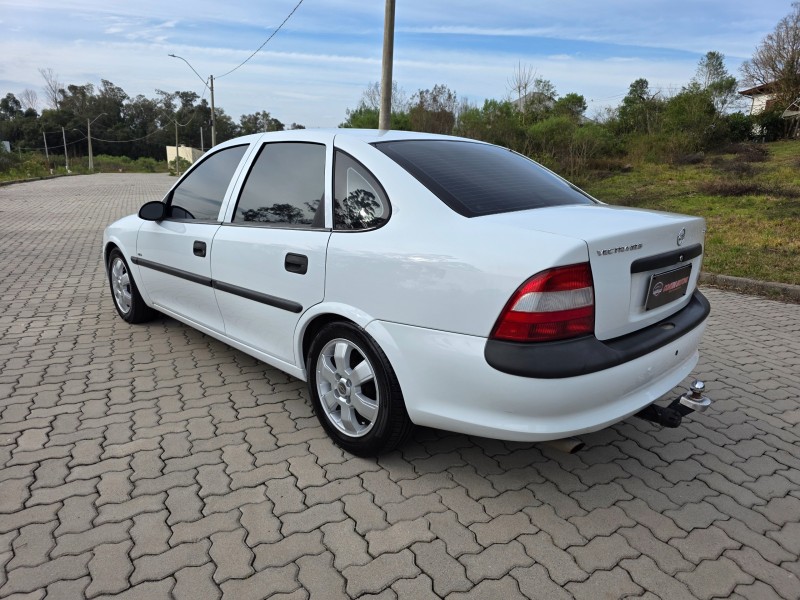 VECTRA 2.2 MPFI GLS 8V GASOLINA 4P MANUAL - 1999 - BENTO GONçALVES