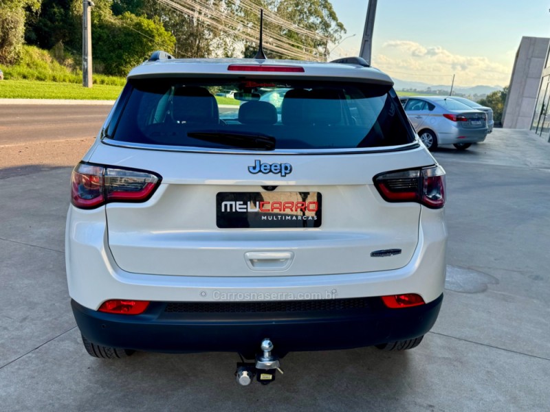 COMPASS 2.0 16V FLEX LONGITUDE AUTOMÁTICO - 2018 - LAJEADO