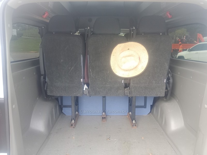 JUMPY 1.6 MINIBUS TURBO DIESEL BLUE HDI - 2019 - FARROUPILHA