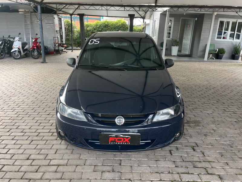 CELTA 1.4 MPFI SPIRIT 8V GASOLINA 4P MANUAL - 2005 - CAXIAS DO SUL