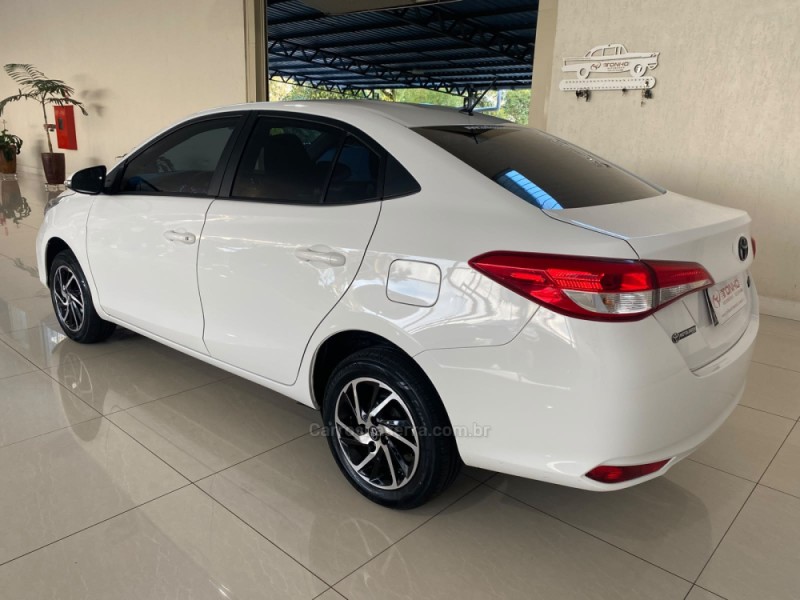 YARIS 1.5 XL 16V FLEX 4P AUTOMATÍCO - 2025 - LAJEADO
