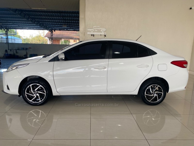 YARIS 1.5 XL 16V FLEX 4P AUTOMATÍCO - 2025 - LAJEADO