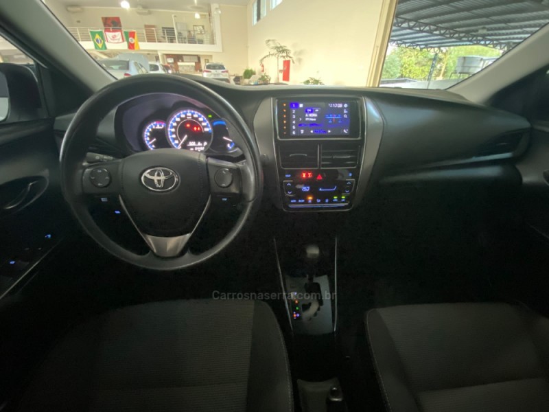 YARIS 1.5 XL 16V FLEX 4P AUTOMATÍCO - 2025 - LAJEADO