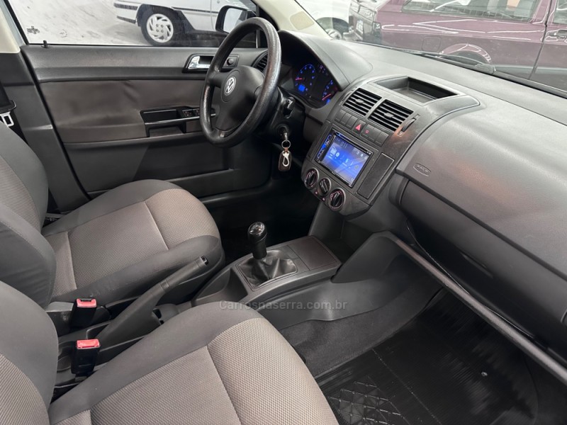 POLO 1.6 MI 8V E-FLEX 4P MANUAL - 2007 - CAXIAS DO SUL