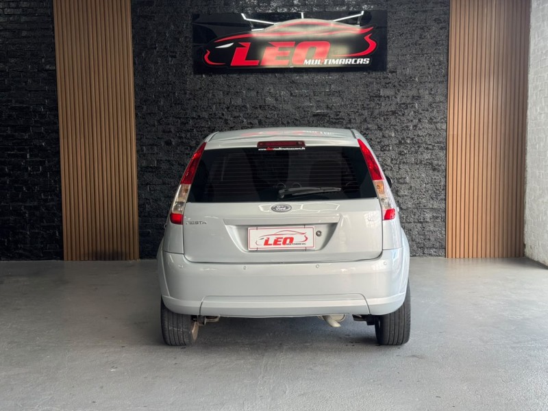 FIESTA 1.6 MPI CLASS HATCH 8V FLEX 4P MANUAL - 2010 - CAXIAS DO SUL