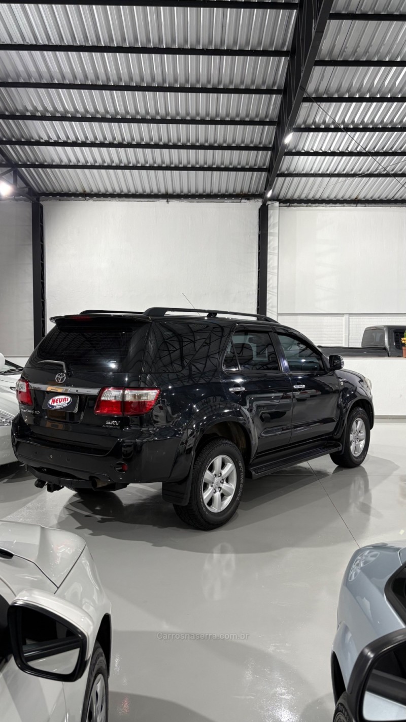 HILUX SW4 3.0 SR 4X4 16V TURBO INTERCOOLER DIESEL 4P AUTOMÁTICO - 2010 - LAJEADO