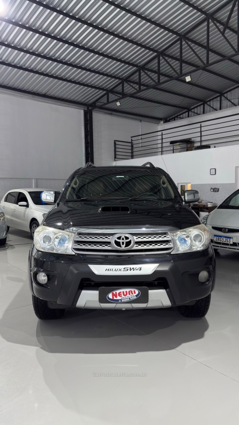 HILUX SW4 3.0 SR 4X4 16V TURBO INTERCOOLER DIESEL 4P AUTOMÁTICO - 2010 - LAJEADO