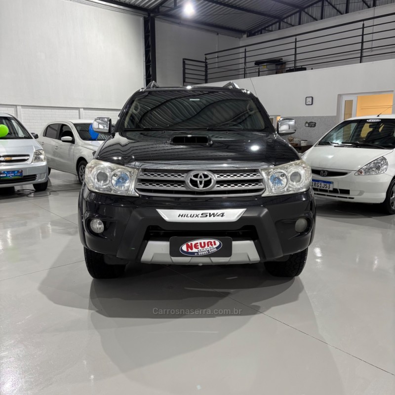 HILUX SW4 3.0 SR 4X4 16V TURBO INTERCOOLER DIESEL 4P AUTOMÁTICO - 2010 - LAJEADO