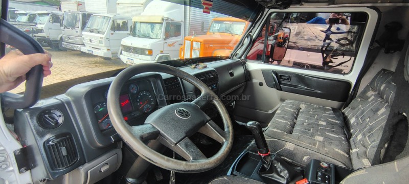 9-160 E DELIVERY - 2012 - PORTãO