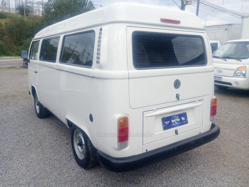 KOMBI 1.4 MI STD LOTAÇÃO 8V FLEX 3P MANUAL - 2013 - FARROUPILHA