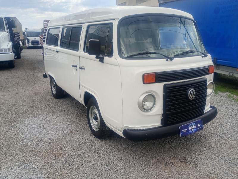kombi 1.4 mi std lotacao 8v flex 3p manual 2013 farroupilha