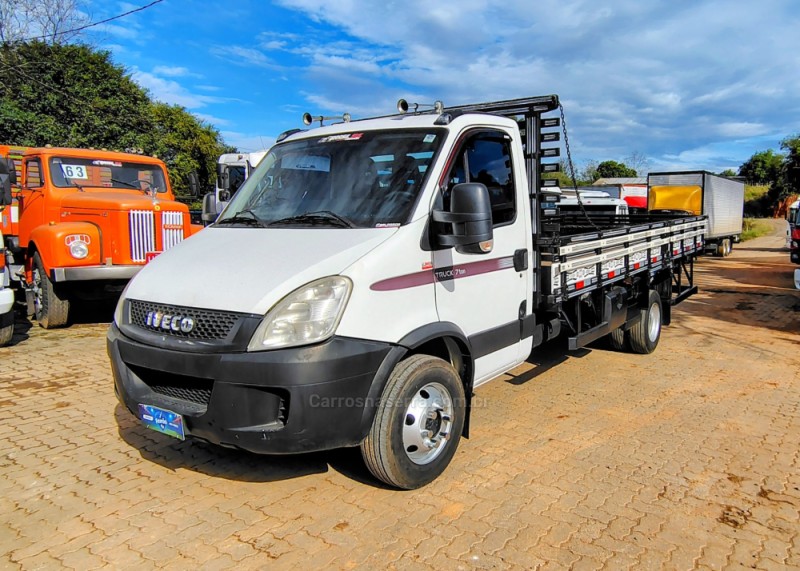 daily truck 70c17 2013 portao
