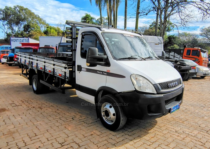 DAILY TRUCK 70C17 - 2013 - PORTãO