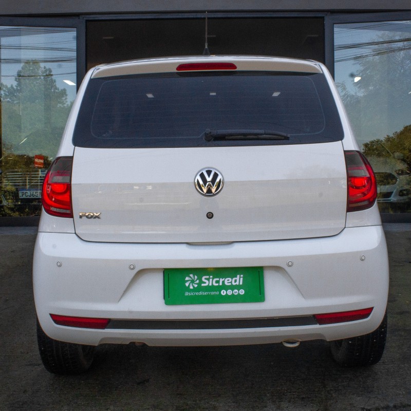 FOX 1.0 MI 8V FLEX 4P MANUAL - 2011 - FARROUPILHA
