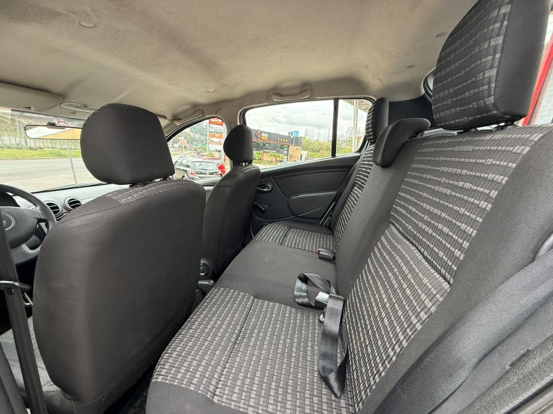 SANDERO 1.0 EXPRESSION 16V FLEX 4P MANUAL - 2014 - CAXIAS DO SUL