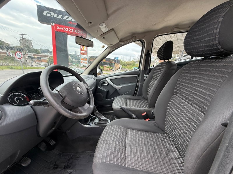 SANDERO 1.0 EXPRESSION 16V FLEX 4P MANUAL - 2014 - CAXIAS DO SUL