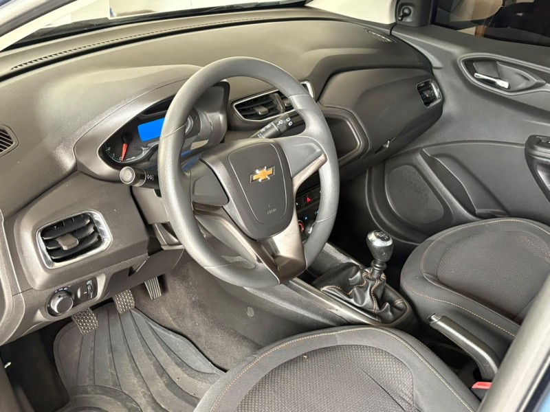 ONIX 1.4 MPFI LT 8V FLEX 4P MANUAL - 2015 - BENTO GONçALVES
