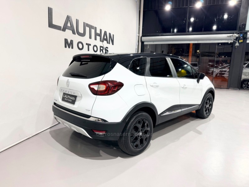 CAPTUR 2.0 16V FLEX INTENSE AUTOMÁTICO - 2018 - NOVO HAMBURGO