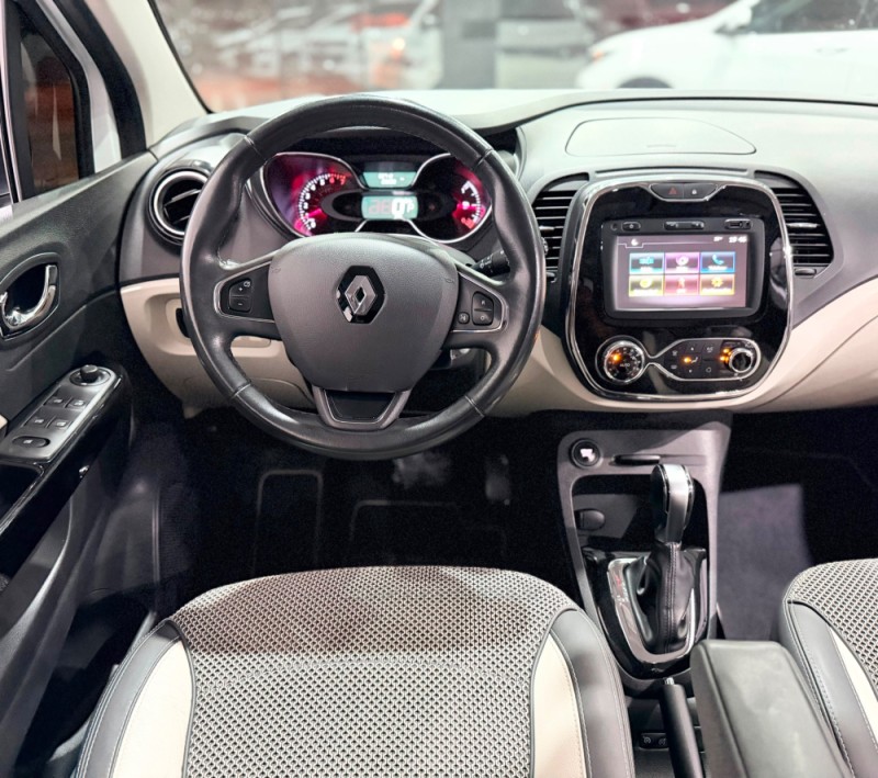 CAPTUR 2.0 16V FLEX INTENSE AUTOMÁTICO - 2018 - NOVO HAMBURGO