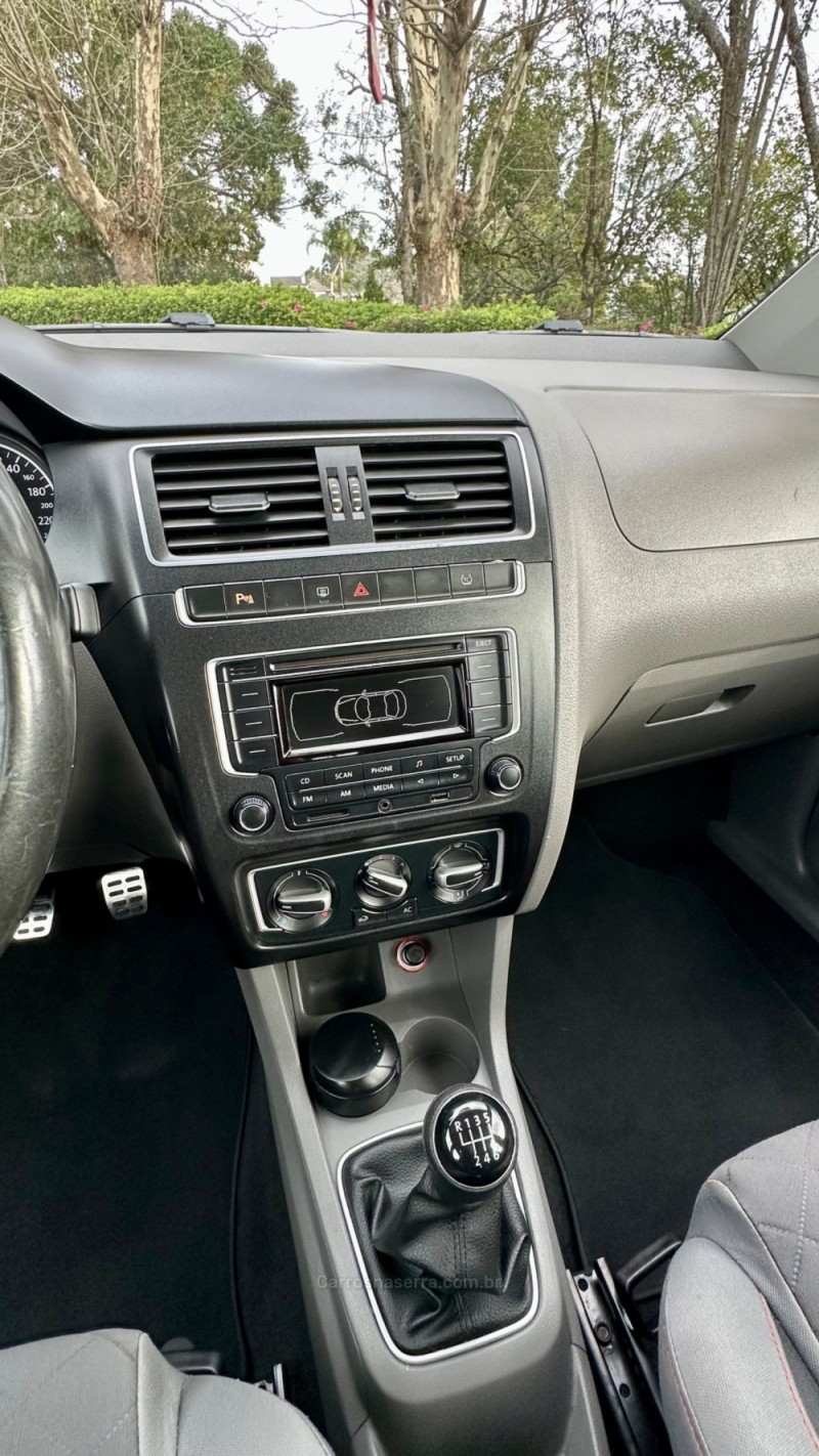 SPACEFOX 1.6 MSI HIGHLINE 16V FLEX 4P MANUAL - 2015 - CAXIAS DO SUL