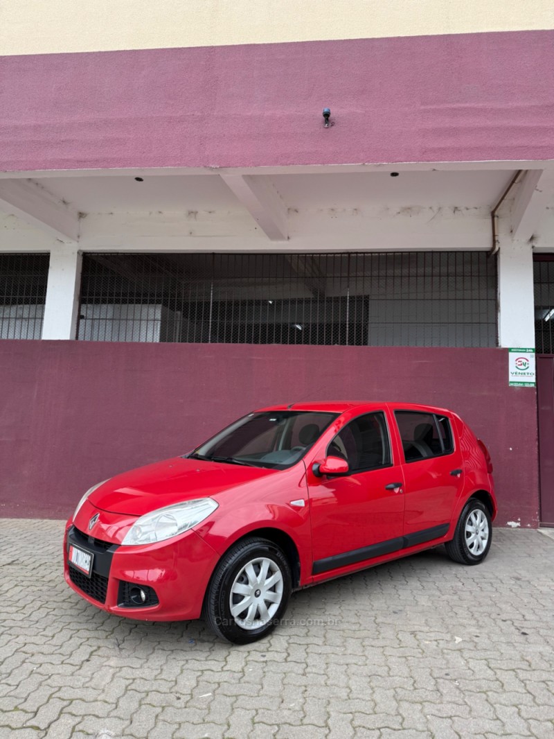 SANDERO  - 2013 - CAXIAS DO SUL
