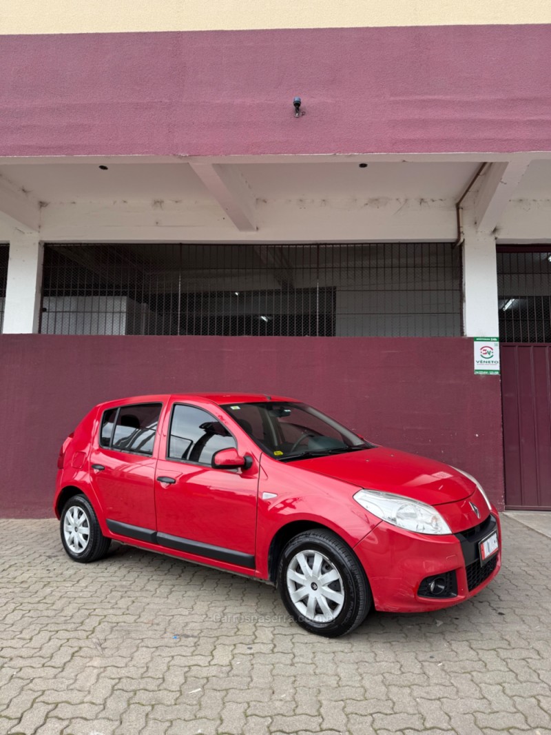 SANDERO  - 2013 - CAXIAS DO SUL