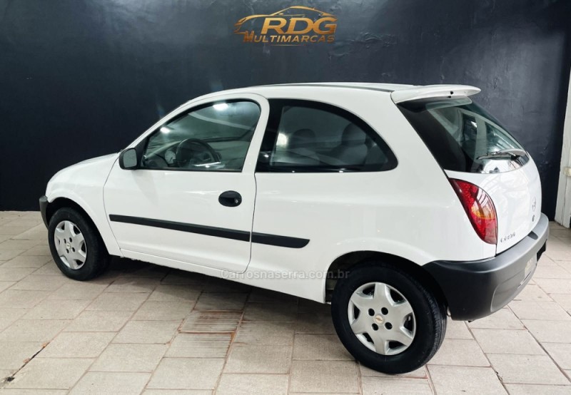 CELTA 1.0 MPFI 8V GASOLINA 2P MANUAL - 2001 - CAXIAS DO SUL