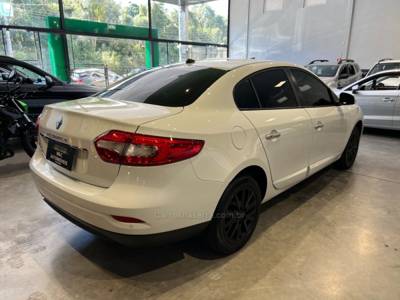 FLUENCE 2.0 DYNAMIQUE PLUS 16V FLEX 4P AUTOMÁTICO - 2016 - CAXIAS DO SUL