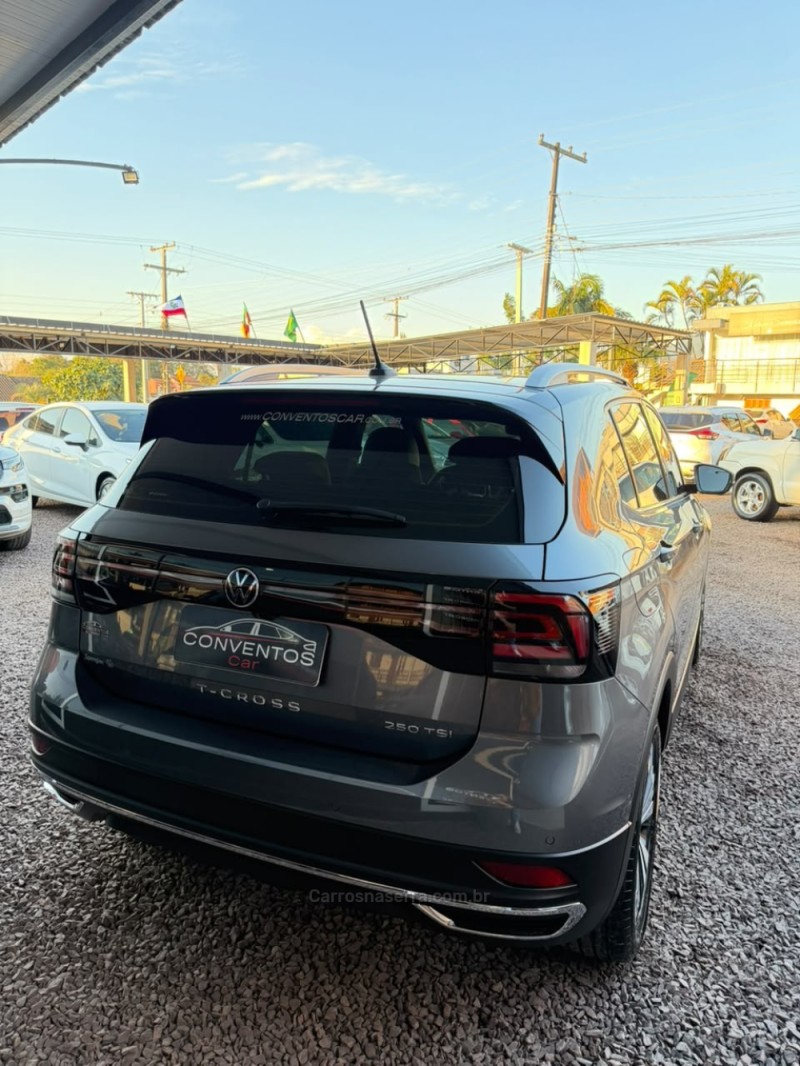 T-CROSS 1.4 HIGHLINE TSI 16V FLEX 4P AUTOMÁTICO - 2023 - LAJEADO
