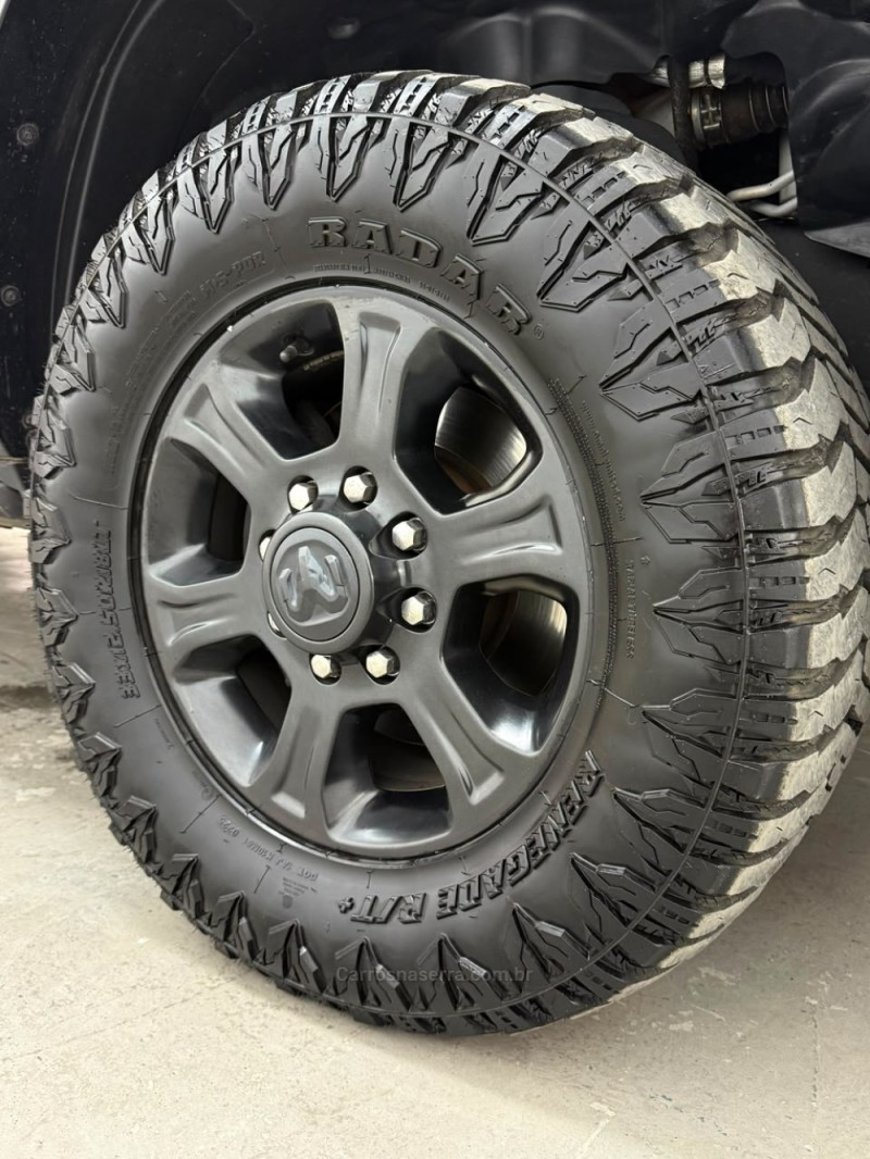 2500 LARAMIE 6.7 NIGHT ED TURBO CD 4X4 DIESEL 4P AUTOMÁTICO - 2021 - CAXIAS DO SUL