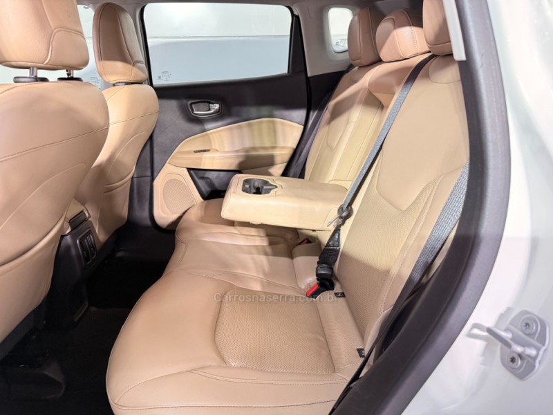 COMPASS 2.0 16V FLEX LIMITED AUTOMÁTICO - 2017 - BENTO GONçALVES