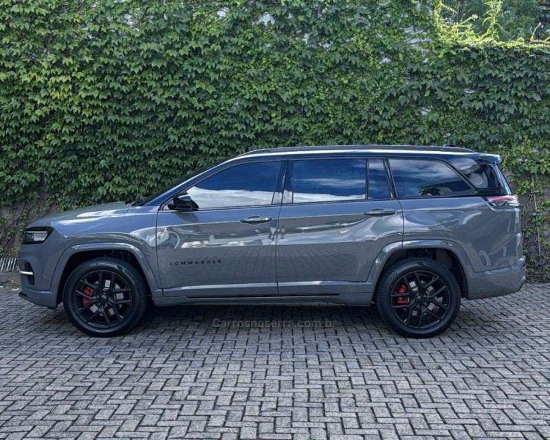 COMMANDER 2.0 HURRICANE BLACKHAWK 4X4 TURBO GASOLINA 4P AUTOMÁTICO - 2025 - TAQUARA