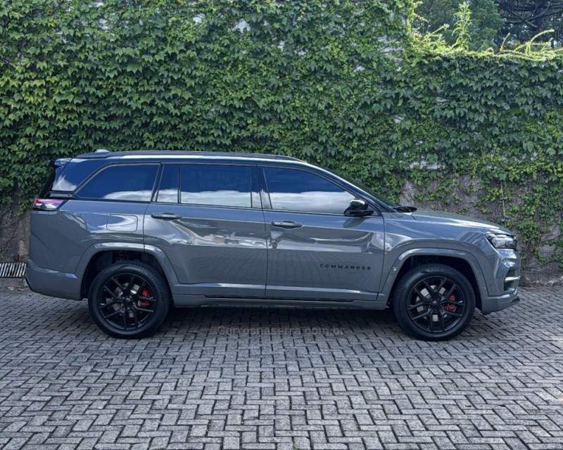 COMMANDER 2.0 HURRICANE BLACKHAWK 4X4 TURBO GASOLINA 4P AUTOMÁTICO - 2025 - TAQUARA