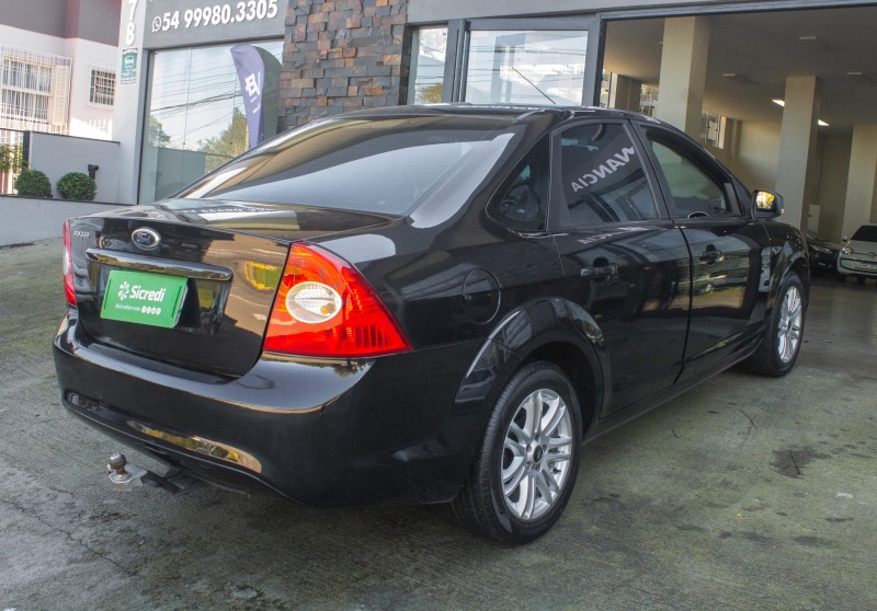 FOCUS 1.6 S SEDAN 16V FLEX 4P MANUAL - 2012 - FARROUPILHA