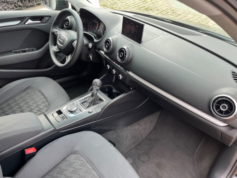 A3 1.4 TFSI SPORTBACK ATTRACTION 16V GASOLINA 4P S-TRONIC - 2014 - BENTO GONçALVES